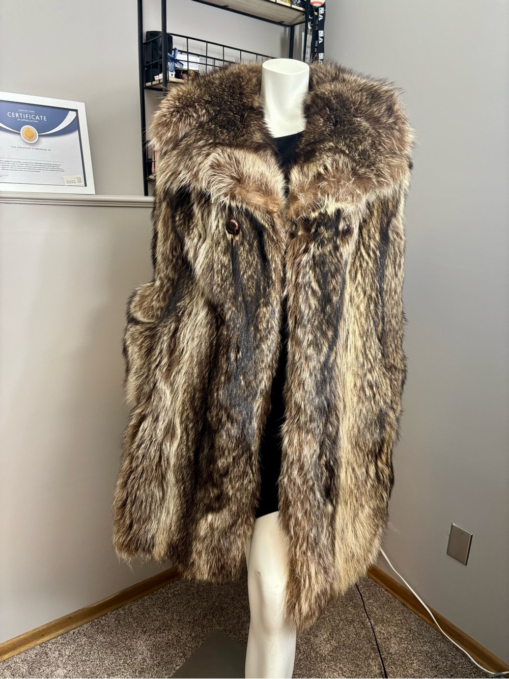 Vintage Genuine Fur Coat (believed to be raccoon), size L-XL (estimate)